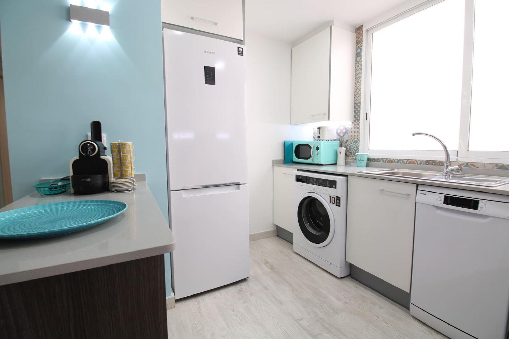 Vacansis Malvarrosa Apartment Валенсия Екстериор снимка